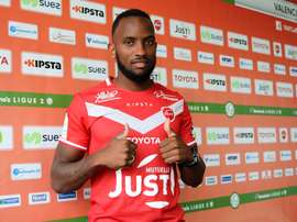 Lenny Nangis defenderá la camiseta del Valenciennes. Twitter/VAFC