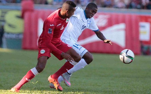 Honduras se impone a Cuba con un doblete de Albert Elis