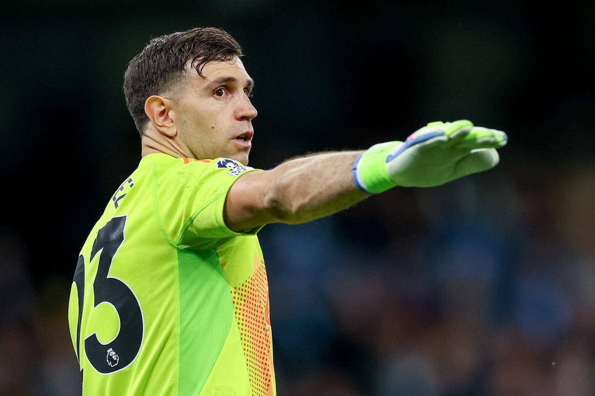 Aston Villa rejette une offre de prêt de Manchester United pour 'Dibu' Martínez