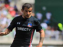 Emiliano Vecchio durante un partido con Colo Colo. Twitter