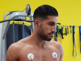 Emre Can já é do Borussia Dortmund. Twitter/juventusfc
