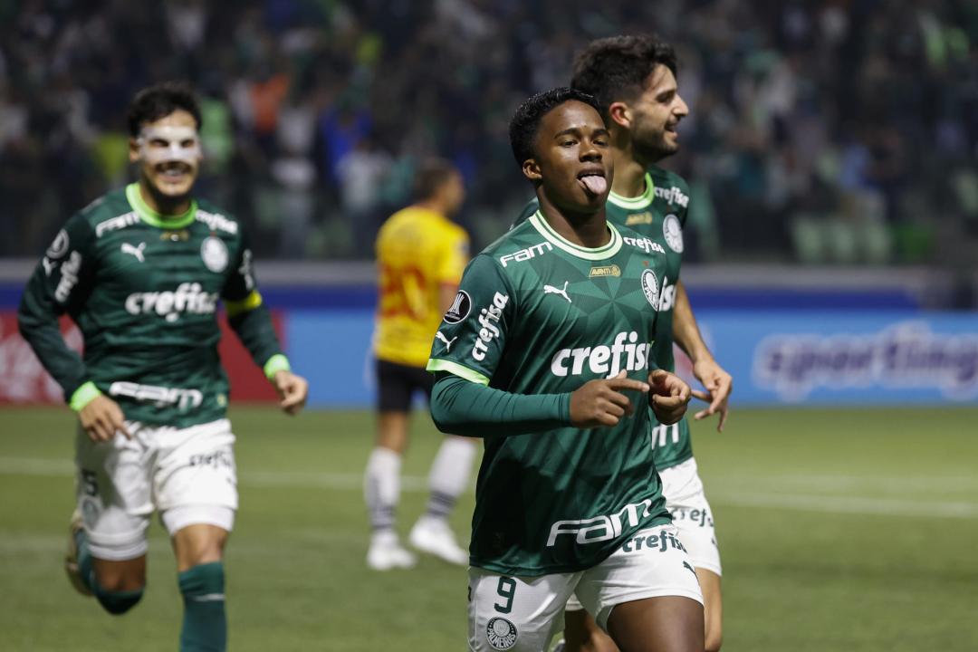 Endrick volvió a hacerlo: gol y liderato provisional para Palmeiras