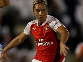 England midfielder, Jordan Nobbs signs a new contract with Arsenal. Twitter