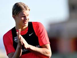 Ex-treinador de Haaland o analisa. RBSalzburg