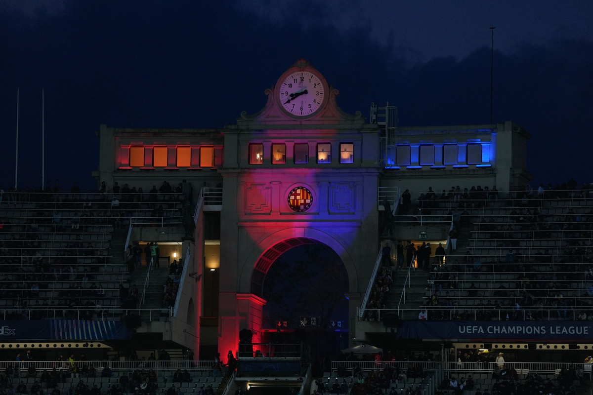 Barcelona x PSG na Champions será em Montjuïc