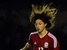 Chelsea to sign 16-year-old defender Ampadu. WalesOnline