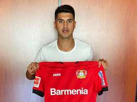 Palacios, al Bayer. Twitter/bayer04fussball