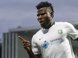 El delantero nigeriano ha firmado con el Baniyas. LokomotivdeMoscú