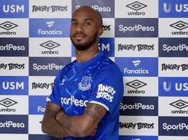 Everton engage Fabian Delph. Twitter/Everton