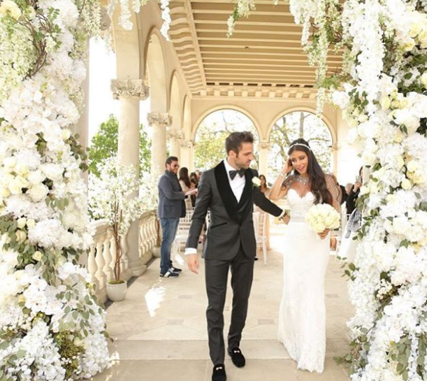 Siguiente Artículo Artículo previo
Pin Fàbregas y Daniella Semaan ya son marido y mujer. Instagram Whatsapp Twitter Facebook Comentarios 0