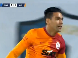 É o fim da crise do Galatasaray. Captura/FHD1905Gala