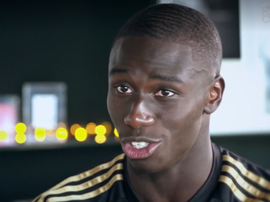 Mendy afirma que a apresentação no Real Madrid foi um momento estressante. Captura/CanalFootballClub