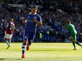 Fernando Forestieri celebra el gol de la victoria del Sheffield Wednesday ante el Aston Villa. Reuters