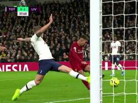 Firmino abre o placar contra o Tottenham. Captura/DAZN