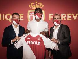 Alex Disasi signe à l'AS Monaco jusqu'en 2025. Twitter/AS_Monaco