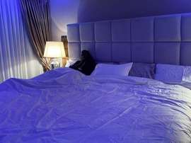 The bed is huge. RomeluLukaku