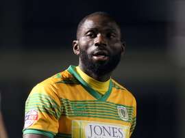 Francois Zoko ha renovado su contrato con el Yeovil Town hasta el 30 de junio de 2017. YTFC