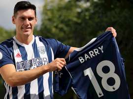 Gareth Barry oficial no West Bromwich. WestBromwichAlbion