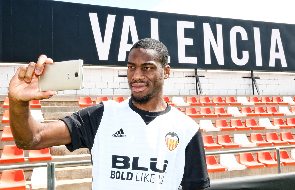 Camiseta Valencia CF Kondogbia Camiseta Valencia CF Kondogbia