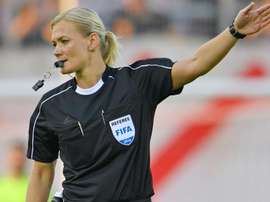 Arbitra una donna: l'Iran censura la partita del Bayern. Goal
