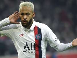 Neymar titulaire dans un 3-4-3 face à Dortmund. Goal