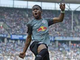 Lookman scoring against Hertha Berlin in the Olympic Stadium. GOAL