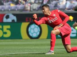 Alban Lafont se voit rester à la Fiorentina. Goal