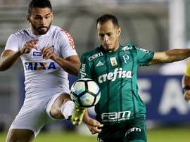 Enorme exibição do goleiro do 'Peixe' impediu melhor sorte para o 'Verdão'. Goal