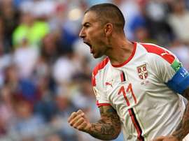 Kolarov deu a vitória à Sérvia. Goal