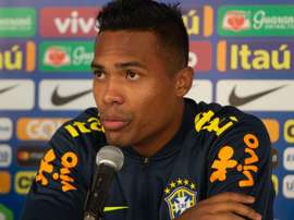 Alex Sandro garante que não tem como comparar Neymar a CR7. Goal