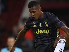 Alex Sandro est bien à la Juventus. Goal
