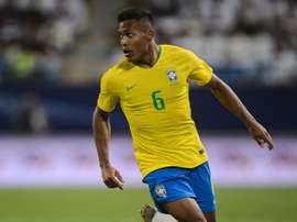 Alex Sandro celebra clima novo na Seleção e dedica gol para a filha no Dia das Crianças