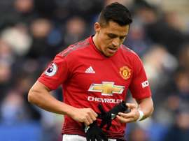 Sanchez 'worried' amid Man United struggles. Goal