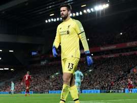 Alisson mira em título da UCL. Goal