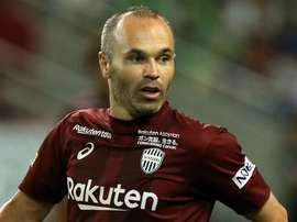 Veron confirms talks with Iniesta over Estudiantes move