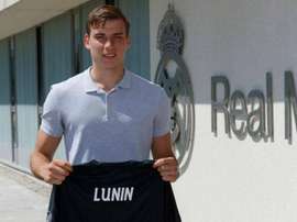 Lunin has signed. GOAL