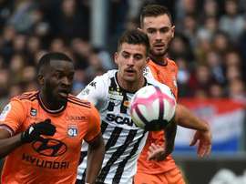Lyon vient à bout d'Angers. Goal