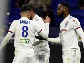 Dembélé et Aouar portent les Gones. GOAL