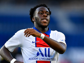 Arnaud Kalimuendo se rapproche de Lens. Goal
