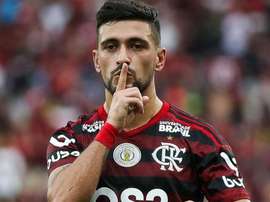 Confiante, Jorge Jesus trabalha com volta de Arrascaeta contra o Grêmio. GOAL