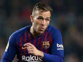 Barça, che paura per Arthur: ladri in casa e minacce al fratello. AFP