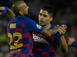 Suárez? Messi exalta Vidal após vitória do Barcelona sobre a Inter de Milão.