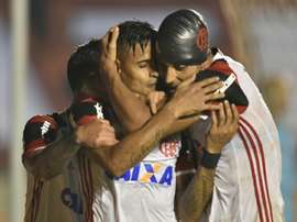 Atlético GO 0 x 3 Flamengo: Fla vence fora de casa e espanta a crise