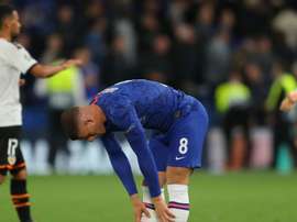 Azpilicueta rallies behind Barkley