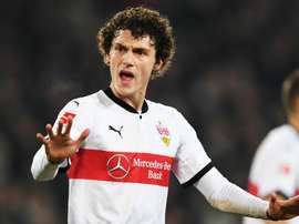 Pavard will stay at Stuttgart, despite interest from elsewhere. Goal