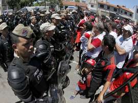 Incidentes marcam festa do título do River Plate na Argentina. Goal
