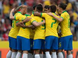 Brasil supera corte de Neymar e domina Honduras