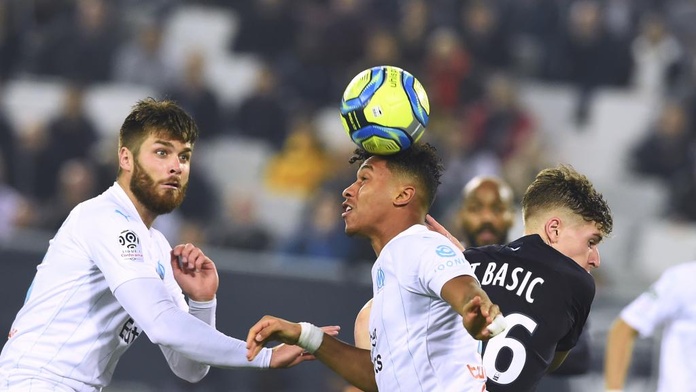 Kamara Met Fin Au Suspense Sur Son Avenir Et Celui De Ses Coequipiers Besoccer