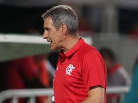 Macaé 1x0 Flamengo: time de Carpegiani é castigado em contra-ataque