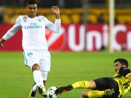 Casemiro esteve em ação no Signal Iduna Park, campo do B. Dortmund. Goal